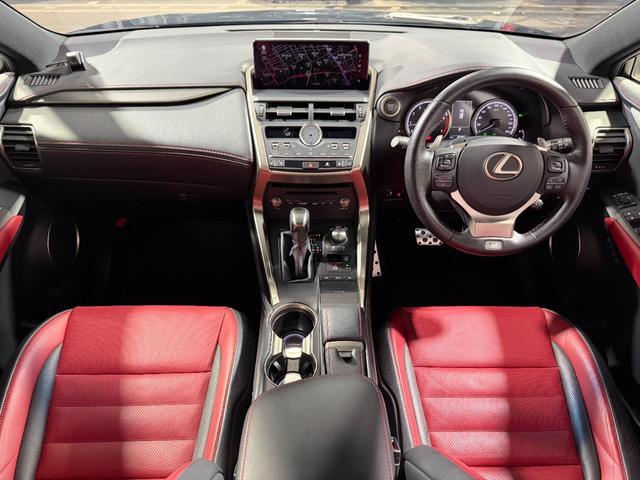 NX NX300 Fスポーツ TRDエアロ/マフラー 赤革シート 3眼LED 純正ナビTV レーダークルーズ 衝突軽減B レーンアシスト パワーバックドア パワーシート/ヒーター/エアシート ステアリングヒーター ETC(3枚目)