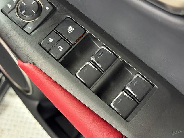 NX NX300 Fスポーツ TRDエアロ/マフラー 赤革シート 3眼LED 純正ナビTV レーダークルーズ 衝突軽減B レーンアシスト パワーバックドア パワーシート/ヒーター/エアシート ステアリングヒーター ETC(31枚目)