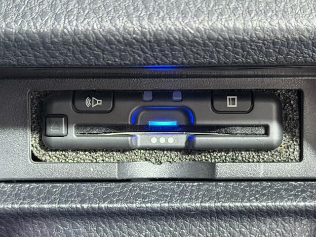 【ビルトインＥＴＣ装着車両】　防犯対策バッチリ！！！　高速走行もスムーズにお支払いが可能な装備！！！　セットアップも当社で可能です！！！