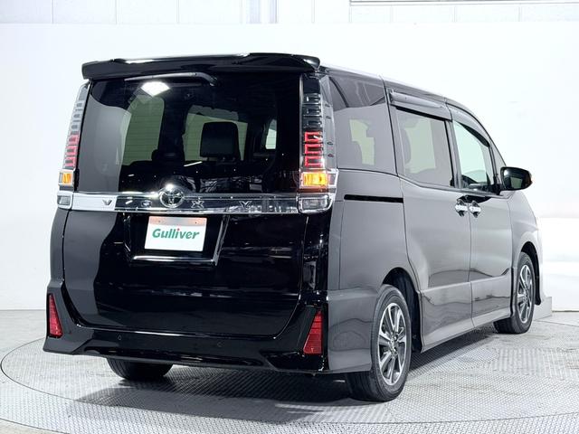 【リア外装】現車の確認はお電話でも承っております。【ハリアー／エクストレイル／ヴェゼル／Ｃ−ＨＲ／プリウス／シエンタ／オデッセイ／ＳＵＶ／ミニバン／コンパクト／ハイブリッド／ハイブリット】続々入庫中！