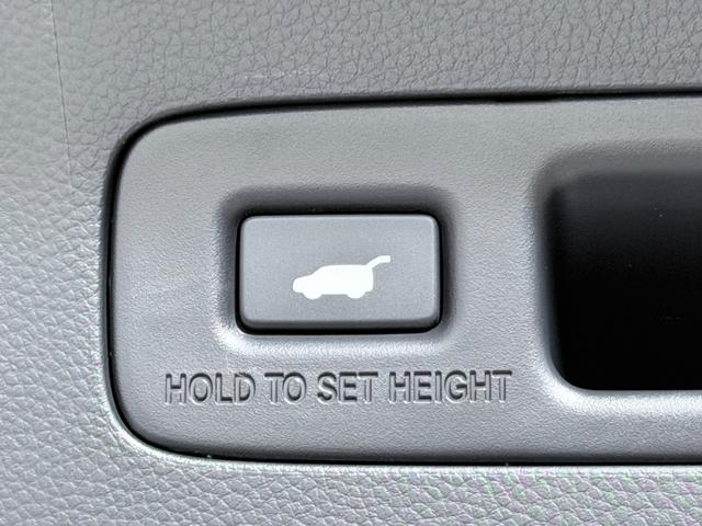 ヴェゼル ｅ：ＨＥＶ　Ｚ　登録済未使用車　Ｈｏｎｄａ　ＣＯＮＮＥＣＴディスプレー９ｉｎｃナビＴＶ　バックカメラ　パワーバックドア　レーダークルーズ　衝突軽減Ｂ　レーンアシスト　ＢＳＭ　シートヒーター　クリアランスソナー（35枚目）