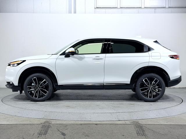 ヴェゼル ｅ：ＨＥＶ　Ｚ　登録済未使用車　Ｈｏｎｄａ　ＣＯＮＮＥＣＴディスプレー９ｉｎｃナビＴＶ　バックカメラ　パワーバックドア　レーダークルーズ　衝突軽減Ｂ　レーンアシスト　ＢＳＭ　シートヒーター　クリアランスソナー（64枚目）