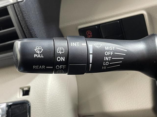 シエンタ Ｇ　純正ナビ　バックカメラ　Ｂｌｕｅｔｏｏｔｈ　フルセグＴＶ　ＤＶＤ再生　トヨタセーフティーセンス　両側パワースライドドア　シートヒーター　ビルトインＥＴＣ　スマートキー　アイドリングストップ（25枚目）