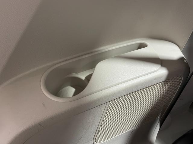 シエンタ Ｇ　純正ナビ　バックカメラ　Ｂｌｕｅｔｏｏｔｈ　フルセグＴＶ　ＤＶＤ再生　トヨタセーフティーセンス　両側パワースライドドア　シートヒーター　ビルトインＥＴＣ　スマートキー　アイドリングストップ（47枚目）