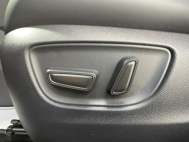 アルファード Ｚ　モデリスタエアロ　　トヨタチームメイト　アドバンスドパーク　左右独立ムーンルーフ　黒革　３６０カメラ　後席モニター　ヘッドアップＤ　デジタルインナーミラー　パワーシート／ヒーター／エアコン（10枚目）