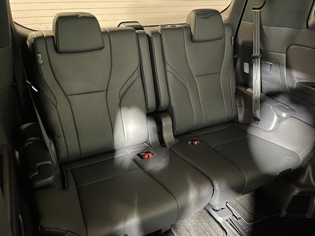 アルファード Ｚ　モデリスタエアロ　　トヨタチームメイト　アドバンスドパーク　左右独立ムーンルーフ　黒革　３６０カメラ　後席モニター　ヘッドアップＤ　デジタルインナーミラー　パワーシート／ヒーター／エアコン（15枚目）