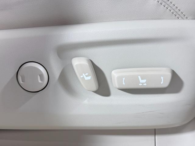 ランドクルーザープラド TX Lパッケージ サンルーフ ベージュ本革シート 9incナビTV バックカメラ パワーシート/ヒーター/エアコン レーダーC 衝突軽減B レーンアシスト オートハイビーム ダウンヒルアシスト 前後ドライブレコーダー(8枚目)