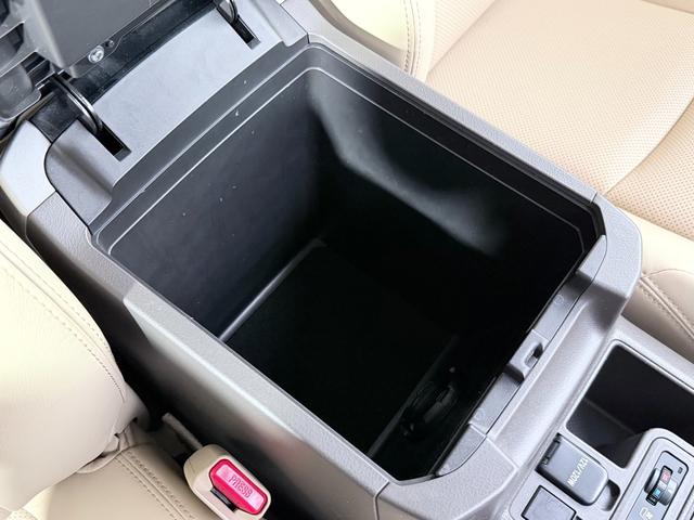 ランドクルーザープラド TX Lパッケージ サンルーフ ベージュ本革シート 9incナビTV バックカメラ パワーシート/ヒーター/エアコン レーダーC 衝突軽減B レーンアシスト オートハイビーム ダウンヒルアシスト 前後ドライブレコーダー(33枚目)