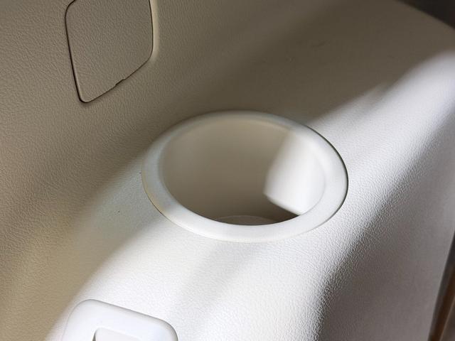 ランドクルーザープラド TX Lパッケージ サンルーフ ベージュ本革シート 9incナビTV バックカメラ パワーシート/ヒーター/エアコン レーダーC 衝突軽減B レーンアシスト オートハイビーム ダウンヒルアシスト 前後ドライブレコーダー(44枚目)