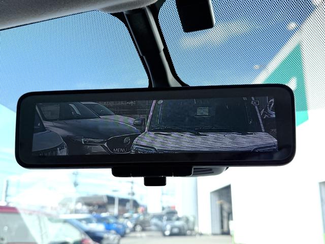 セレナ ハイウェイスターＶ　ＰｒｏＰＩＬＯＴ　純正１０ｉｎｃナビＴＶ　３６０カメラ　デジタルインナーミラー　レーダーＣ　衝突軽減Ｂ　レーンアシスト　ＢＳＭ　両側パワースライドドア　クリアランスソナー　リアオートエアコン　ＥＴＣ（5枚目）