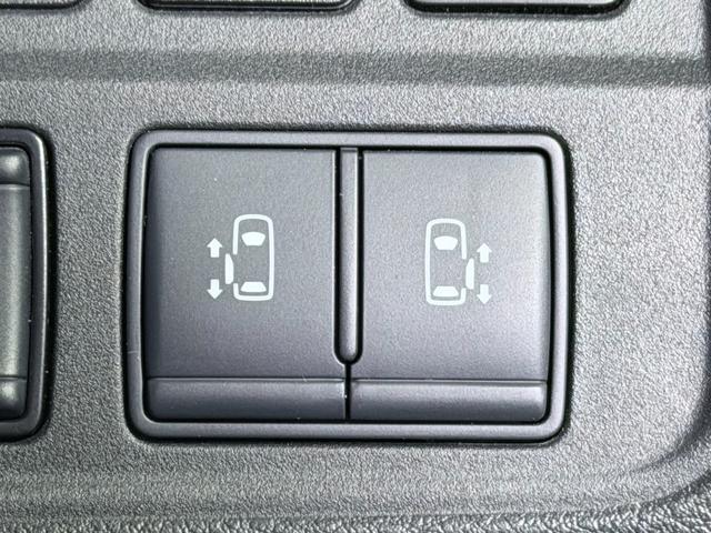 セレナ ハイウェイスターＶ　ＰｒｏＰＩＬＯＴ　純正１０ｉｎｃナビＴＶ　３６０カメラ　デジタルインナーミラー　レーダーＣ　衝突軽減Ｂ　レーンアシスト　ＢＳＭ　両側パワースライドドア　クリアランスソナー　リアオートエアコン　ＥＴＣ（8枚目）