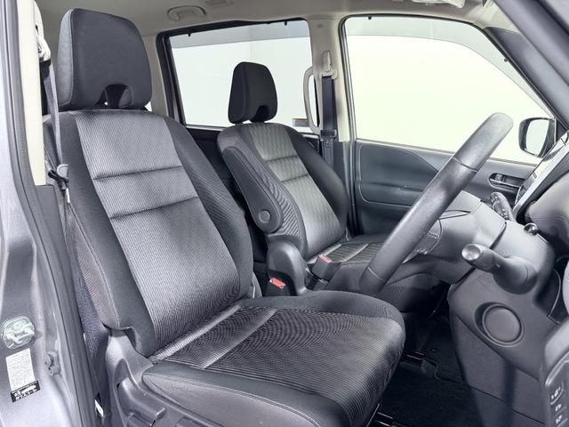 セレナ ハイウェイスターＶ　ＰｒｏＰＩＬＯＴ　純正１０ｉｎｃナビＴＶ　３６０カメラ　デジタルインナーミラー　レーダーＣ　衝突軽減Ｂ　レーンアシスト　ＢＳＭ　両側パワースライドドア　クリアランスソナー　リアオートエアコン　ＥＴＣ（13枚目）