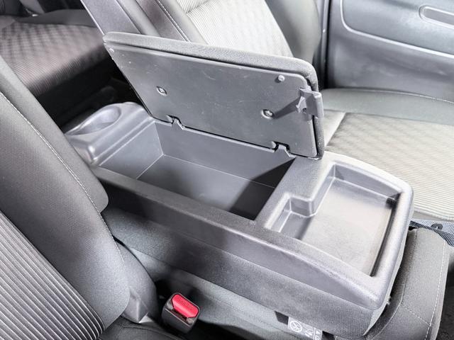 セレナ ハイウェイスターＶ　ＰｒｏＰＩＬＯＴ　純正１０ｉｎｃナビＴＶ　３６０カメラ　デジタルインナーミラー　レーダーＣ　衝突軽減Ｂ　レーンアシスト　ＢＳＭ　両側パワースライドドア　クリアランスソナー　リアオートエアコン　ＥＴＣ（36枚目）