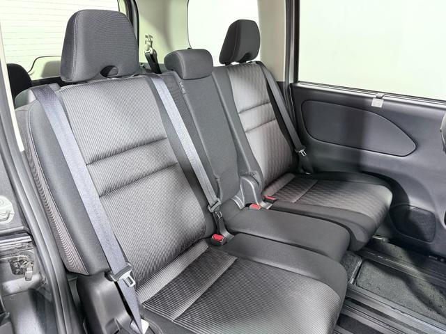 セレナ ハイウェイスターＶ　ＰｒｏＰＩＬＯＴ　純正１０ｉｎｃナビＴＶ　３６０カメラ　デジタルインナーミラー　レーダーＣ　衝突軽減Ｂ　レーンアシスト　ＢＳＭ　両側パワースライドドア　クリアランスソナー　リアオートエアコン　ＥＴＣ（45枚目）