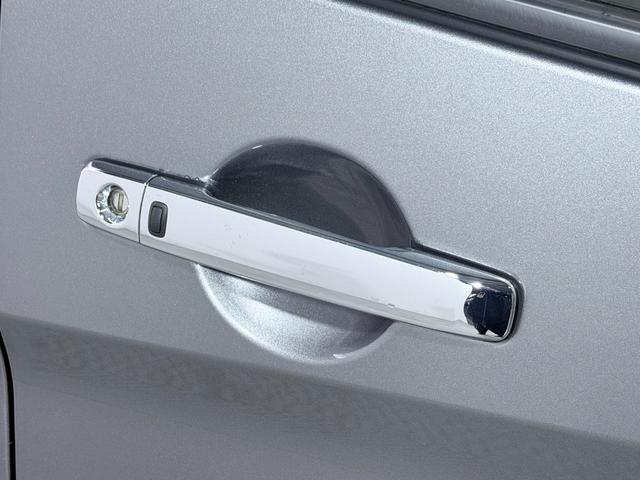 セレナ ハイウェイスターＶ　ＰｒｏＰＩＬＯＴ　純正１０ｉｎｃナビＴＶ　３６０カメラ　デジタルインナーミラー　レーダーＣ　衝突軽減Ｂ　レーンアシスト　ＢＳＭ　両側パワースライドドア　クリアランスソナー　リアオートエアコン　ＥＴＣ（63枚目）