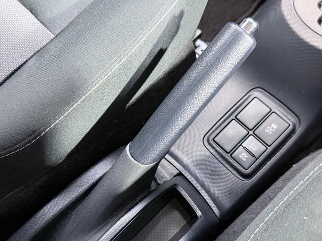 アクア Sスタイルブラック 純正ナビTV バックカメラ 衝突軽減ブレーキ レーンアシスト オートハイビーム スマートキー プッシュスタート クリアランスソナー 前後ドライブレコーダー ETC(29枚目)