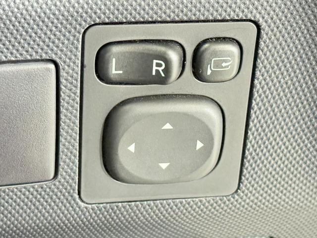 エスティマ アエラス　プレミアムエディション　サンルーフ　純正８ｉｎｃナビＴＶ　両側パワースライドドア　リアオートエアコン　パワーシート　ハーフレザーシート　オットマン　ウォークスルー　横滑り防止　ビルトインＥＴＣ　プッシュスタート　スマートキー（40枚目）