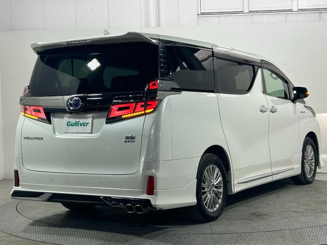 ヴェルファイアハイブリッド ＺＲ　Ｇエディション　ＴＲＤエアロ　サンルーフ　黒革シート　純正ナビＴＶ　デジタルインナーミラー　フリップダウンモニター　ＣＤ／ＤＶＤプレイヤー　３眼ＬＥＤ　レーダーＣ　ＰＣＳ　ＬＫＡ　ＢＳＭ　パワーバックドア（20枚目）