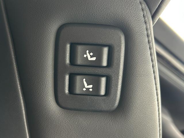 ヴェルファイアハイブリッド ＺＲ　Ｇエディション　ＴＲＤエアロ　サンルーフ　黒革シート　純正ナビＴＶ　デジタルインナーミラー　フリップダウンモニター　ＣＤ／ＤＶＤプレイヤー　３眼ＬＥＤ　レーダーＣ　ＰＣＳ　ＬＫＡ　ＢＳＭ　パワーバックドア（31枚目）