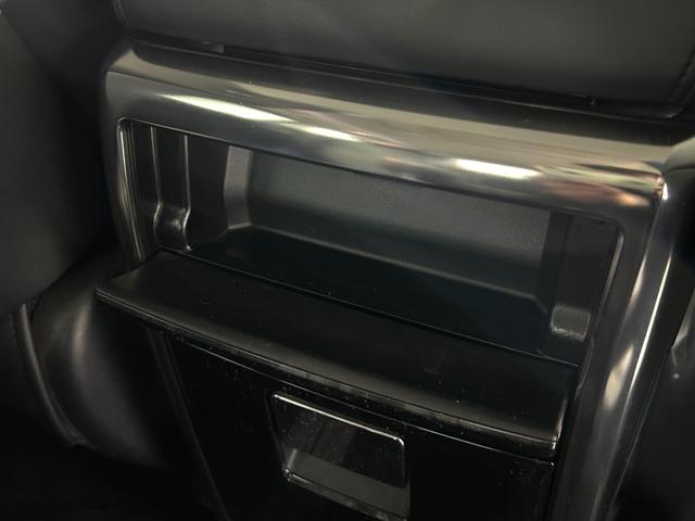 ヴェルファイア ２．５Ｚ　Ｇエディション　黒革シート　三眼ＬＥＤ　純正１０ｉｎｃナビＴＶ　後席モニター　デジタルインナーミラー　パワーシート／ヒーター／エアコン　ハンドルヒーター　電動リアゲート　レーダーＣ　衝突軽減Ｂ　レーンアシスト　ＢＳＭ（46枚目）