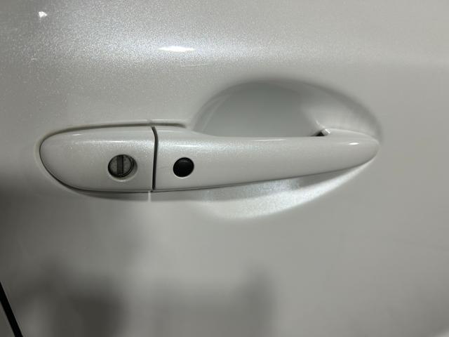 ＣＸ－８ ＸＤ　Ｌパッケージ　赤革シート　ＢＯＳＥサウンド　純正１０．２５ｉｎｃナビＴＶ　３６０カメラ　後席モニター　パワーシート／ヒーター／エアコン　電動リアゲート　ヘッドアップＤ　レーダーＣ　衝突軽減Ｂ　レーンアシスト（60枚目）