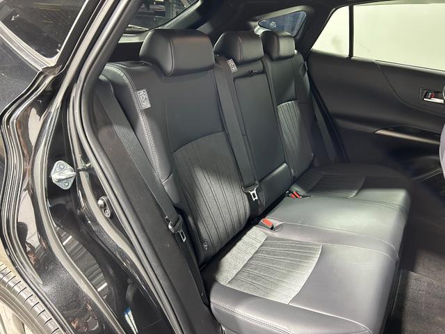 ハリアーハイブリッド Ｚ　モデリスタエアロ　ＪＢＬサウンド　純正１２．３ｉｎｃナビＴＶ　３６０カメラ　デジタルインナーミラー　ハーフレザー　電動リアゲート　ヘッドアップＤ　レーダーＣ　衝突軽減Ｂ　ＬＴＡ　ＢＳＭ　置き型充電（15枚目）