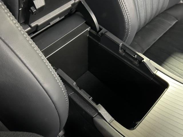 ハリアーハイブリッド Ｚ　モデリスタエアロ　ＪＢＬサウンド　純正１２．３ｉｎｃナビＴＶ　３６０カメラ　デジタルインナーミラー　ハーフレザー　電動リアゲート　ヘッドアップＤ　レーダーＣ　衝突軽減Ｂ　ＬＴＡ　ＢＳＭ　置き型充電（23枚目）