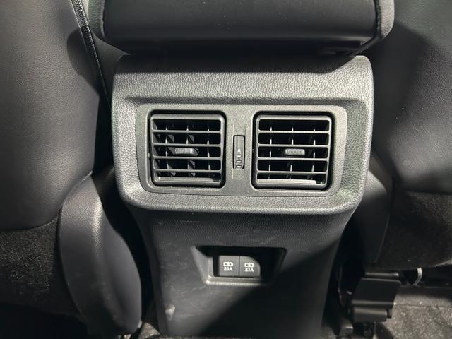 ハリアーハイブリッド Ｚ　モデリスタエアロ　ＪＢＬサウンド　純正１２．３ｉｎｃナビＴＶ　３６０カメラ　デジタルインナーミラー　ハーフレザー　電動リアゲート　ヘッドアップＤ　レーダーＣ　衝突軽減Ｂ　ＬＴＡ　ＢＳＭ　置き型充電（33枚目）