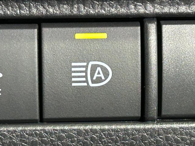 ハリアーハイブリッド Ｚ　モデリスタエアロ　ＪＢＬサウンド　純正１２．３ｉｎｃナビＴＶ　３６０カメラ　デジタルインナーミラー　ハーフレザー　電動リアゲート　ヘッドアップＤ　レーダーＣ　衝突軽減Ｂ　ＬＴＡ　ＢＳＭ　置き型充電（48枚目）