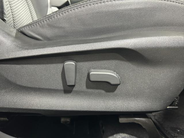 フォレスター アドバンス　純正ＤＩＡＴＯＮＥナビＴＶ　バック／サイドカメラ　レーダークルコン　衝突軽減ブレーキ　レーンアシスト　ブラインドＳＭ　パワーシート／ヒーター　ステアリングヒーター　ＬＥＤライト　クリアランスソナー（7枚目）