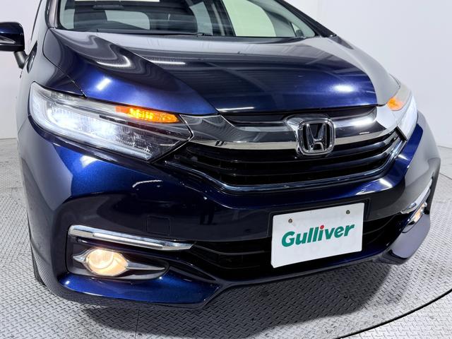 【ヘッドライト】悪天候や夜間の走行も視界良好で安心してお乗りいただけます。