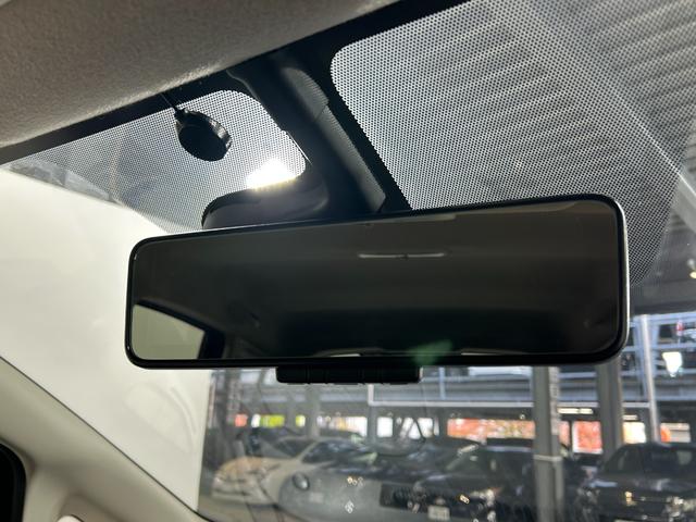 ノート ｅ－パワー　メダリスト　ベージュレザーシート　純正ナビＴＶ　３６０カメラ　デジタルインナーミラー　衝突軽減ブレーキ　レーンアシスト　スマートキー　プッシュスタート　クリアランスソナー　ドライブレコーダー　ＥＴＣ（25枚目）