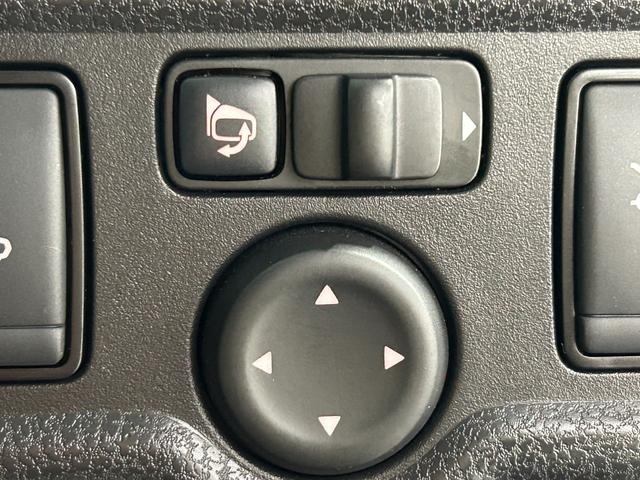 ノート ｅ－パワー　メダリスト　ベージュレザーシート　純正ナビＴＶ　３６０カメラ　デジタルインナーミラー　衝突軽減ブレーキ　レーンアシスト　スマートキー　プッシュスタート　クリアランスソナー　ドライブレコーダー　ＥＴＣ（30枚目）