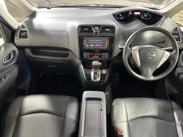 セレナ Hスター Vセレ+セーフティクロスギア SHV Aセフ 黒革シート 純正ナビTV 360カメラ フリップダウンモニター クルーズコントロール 衝突軽減ブレーキ レーンアシスト 両側パワースライドドア クリアランスソナー リアオートエアコン ETC(3枚目)