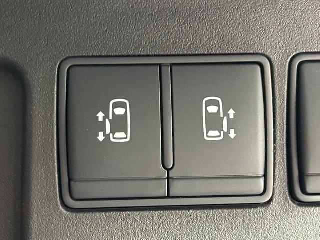 セレナ Hスター Vセレ+セーフティクロスギア SHV Aセフ 黒革シート 純正ナビTV 360カメラ フリップダウンモニター クルーズコントロール 衝突軽減ブレーキ レーンアシスト 両側パワースライドドア クリアランスソナー リアオートエアコン ETC(5枚目)