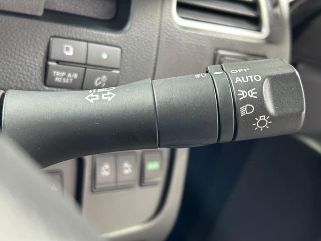 セレナ Hスター Vセレ+セーフティクロスギア SHV Aセフ 黒革シート 純正ナビTV 360カメラ フリップダウンモニター クルーズコントロール 衝突軽減ブレーキ レーンアシスト 両側パワースライドドア クリアランスソナー リアオートエアコン ETC(9枚目)