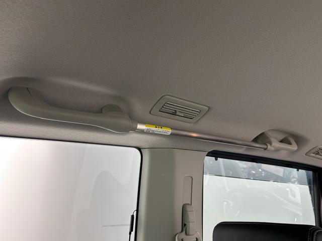 セレナ Hスター Vセレ+セーフティクロスギア SHV Aセフ 黒革シート 純正ナビTV 360カメラ フリップダウンモニター クルーズコントロール 衝突軽減ブレーキ レーンアシスト 両側パワースライドドア クリアランスソナー リアオートエアコン ETC(44枚目)