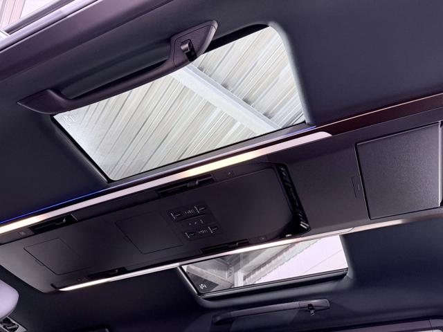 アルファードハイブリッド Ｚ　ユニバーサルステップ　トヨタチームメイトアドバンストパーク　ヘッドアップＤ　左右独立ムーンルーフ　フリップダウンモニター　レーダーＣ　ＰＣＳ　ＬＫＡ　ＢＳＭ　ＡＣ１００Ｖドラレコ　ＥＴＣ（4枚目）