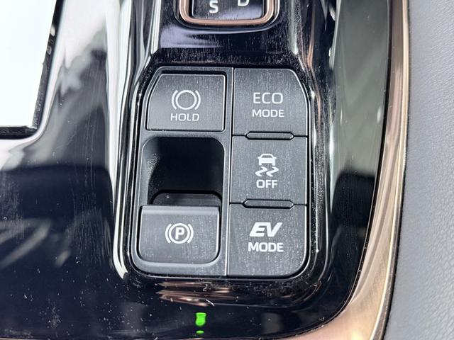 アルファードハイブリッド Ｚ　ユニバーサルステップ　トヨタチームメイトアドバンストパーク　ヘッドアップＤ　左右独立ムーンルーフ　フリップダウンモニター　レーダーＣ　ＰＣＳ　ＬＫＡ　ＢＳＭ　ＡＣ１００Ｖドラレコ　ＥＴＣ（12枚目）