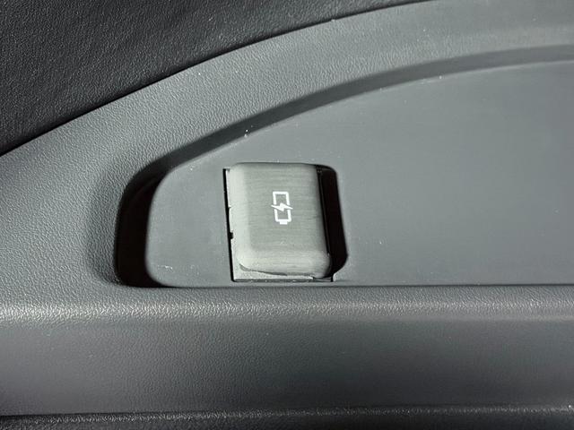 アルファードハイブリッド Ｚ　ユニバーサルステップ　トヨタチームメイトアドバンストパーク　ヘッドアップＤ　左右独立ムーンルーフ　フリップダウンモニター　レーダーＣ　ＰＣＳ　ＬＫＡ　ＢＳＭ　ＡＣ１００Ｖドラレコ　ＥＴＣ（33枚目）