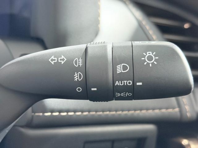 アルファードハイブリッド Ｚ　ユニバーサルステップ　トヨタチームメイトアドバンストパーク　ヘッドアップＤ　左右独立ムーンルーフ　フリップダウンモニター　レーダーＣ　ＰＣＳ　ＬＫＡ　ＢＳＭ　ＡＣ１００Ｖドラレコ　ＥＴＣ（65枚目）