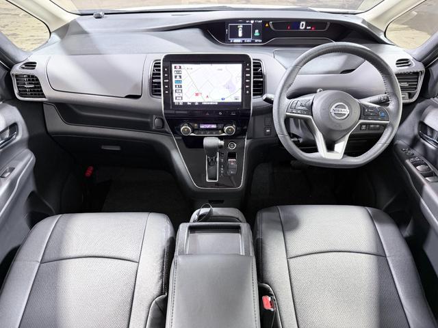 セレナ ハイウェイスターＶ　ＰｒｏＰＩＬＯＴ　純正１０ｉｎｃナビＴＶ　３６０カメラ　後席モニター　レーダーＣ　衝突軽減Ｂ　レーンアシスト　ＢＳＭ　両側パワースライドドア　パークアシスト　クリアランスソナー　ドライブレコーダー（3枚目）
