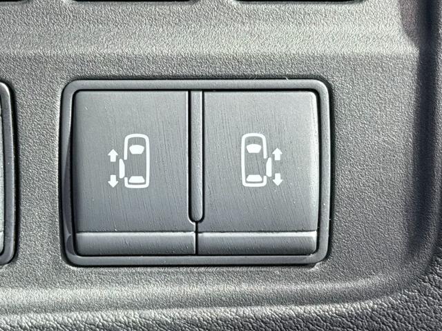 セレナ ハイウェイスターＶ　ＰｒｏＰＩＬＯＴ　純正１０ｉｎｃナビＴＶ　３６０カメラ　後席モニター　レーダーＣ　衝突軽減Ｂ　レーンアシスト　ＢＳＭ　両側パワースライドドア　パークアシスト　クリアランスソナー　ドライブレコーダー（9枚目）