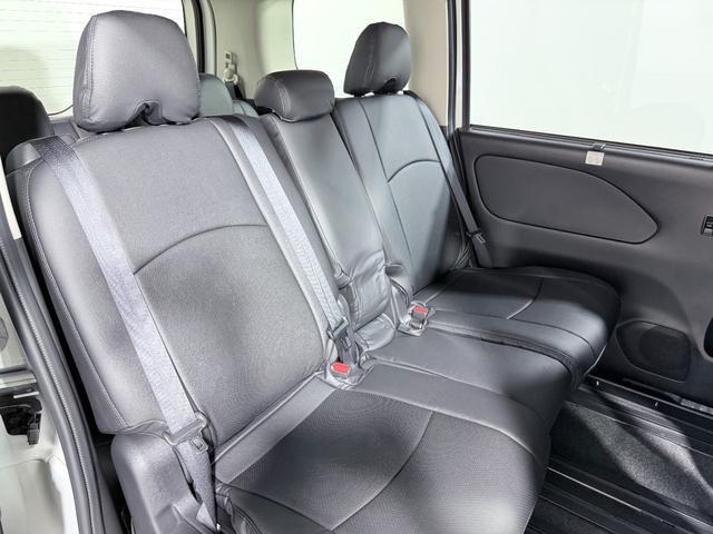 セレナ ハイウェイスターＶ　ＰｒｏＰＩＬＯＴ　純正１０ｉｎｃナビＴＶ　３６０カメラ　後席モニター　レーダーＣ　衝突軽減Ｂ　レーンアシスト　ＢＳＭ　両側パワースライドドア　パークアシスト　クリアランスソナー　ドライブレコーダー（14枚目）