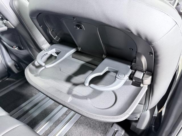 セレナ ハイウェイスターＶ　ＰｒｏＰＩＬＯＴ　純正１０ｉｎｃナビＴＶ　３６０カメラ　後席モニター　レーダーＣ　衝突軽減Ｂ　レーンアシスト　ＢＳＭ　両側パワースライドドア　パークアシスト　クリアランスソナー　ドライブレコーダー（44枚目）