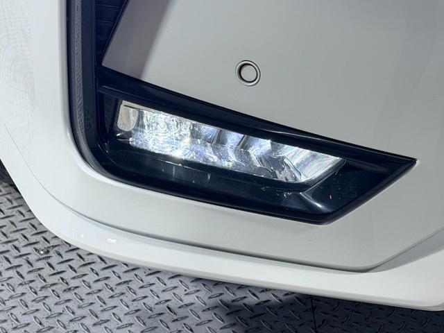 セレナ ハイウェイスターＶ　ＰｒｏＰＩＬＯＴ　純正１０ｉｎｃナビＴＶ　３６０カメラ　後席モニター　レーダーＣ　衝突軽減Ｂ　レーンアシスト　ＢＳＭ　両側パワースライドドア　パークアシスト　クリアランスソナー　ドライブレコーダー（58枚目）