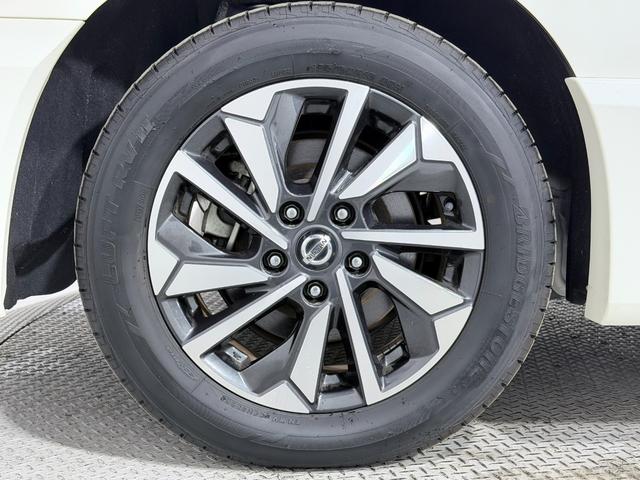 セレナ ハイウェイスターＶ　ＰｒｏＰＩＬＯＴ　純正１０ｉｎｃナビＴＶ　３６０カメラ　後席モニター　レーダーＣ　衝突軽減Ｂ　レーンアシスト　ＢＳＭ　両側パワースライドドア　パークアシスト　クリアランスソナー　ドライブレコーダー（62枚目）