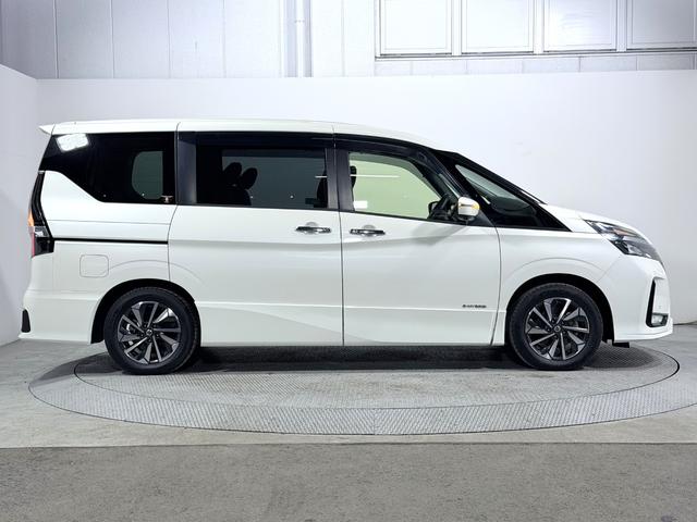 セレナ ハイウェイスターＶ　ＰｒｏＰＩＬＯＴ　純正１０ｉｎｃナビＴＶ　３６０カメラ　後席モニター　レーダーＣ　衝突軽減Ｂ　レーンアシスト　ＢＳＭ　両側パワースライドドア　パークアシスト　クリアランスソナー　ドライブレコーダー（67枚目）