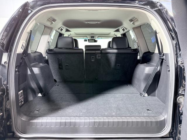 ランドクルーザープラド ＴＸ　Ｌパッケージ　マットブラックエディション　サンルーフ　黒革シート　ＡＬＰＩＮＥ９ｉｎｃナビＴＶ　バックカメラ　後席モニター　パワーシート／ヒーター／エアコン　レーダークルコン　衝突軽減Ｂ　レーンアシスト　オートハイビーム　前後ドラレコ　ＥＴＣ（33枚目）