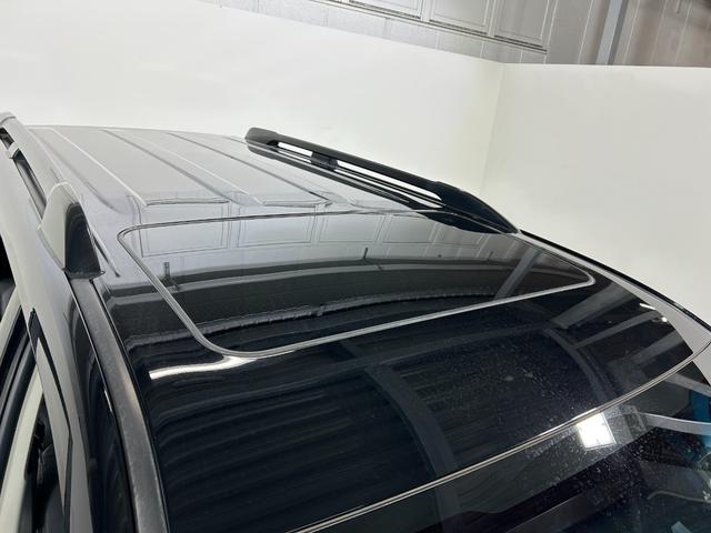 ランドクルーザープラド ＴＸ　Ｌパッケージ　マットブラックエディション　サンルーフ　黒革シート　ＡＬＰＩＮＥ９ｉｎｃナビＴＶ　バックカメラ　後席モニター　パワーシート／ヒーター／エアコン　レーダークルコン　衝突軽減Ｂ　レーンアシスト　オートハイビーム　前後ドラレコ　ＥＴＣ（41枚目）